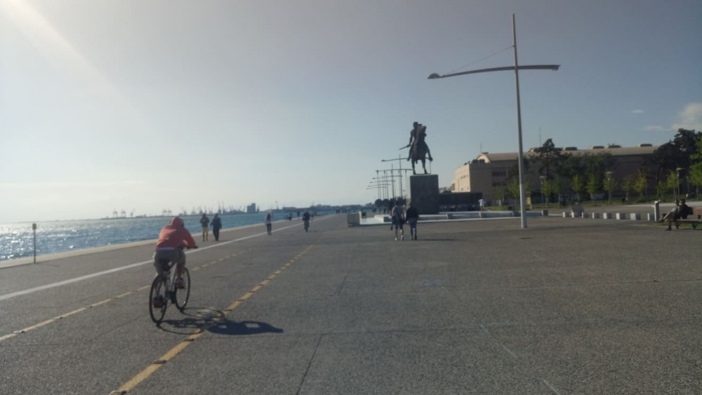 thessaloniki-paralia-2.jpg