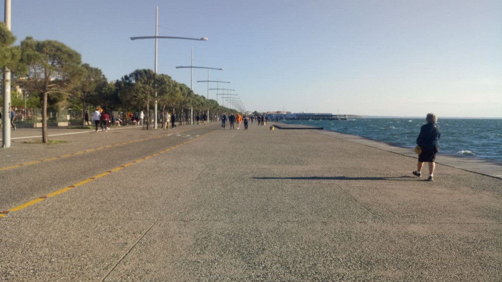 thessaloniki-paralia.jpg