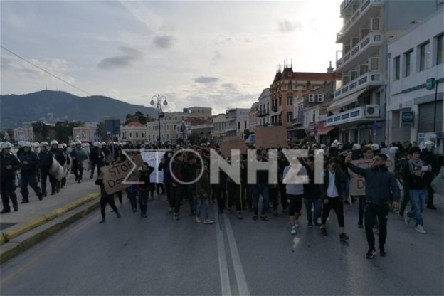mat-lesvos-moria-1.jpg