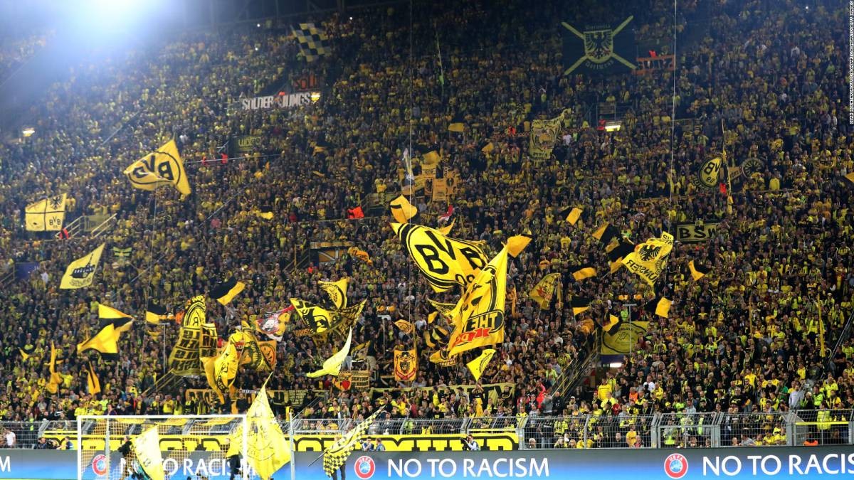 dortmundfans.jpg
