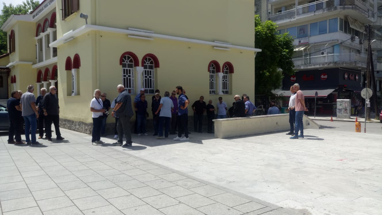 polis.jpg
