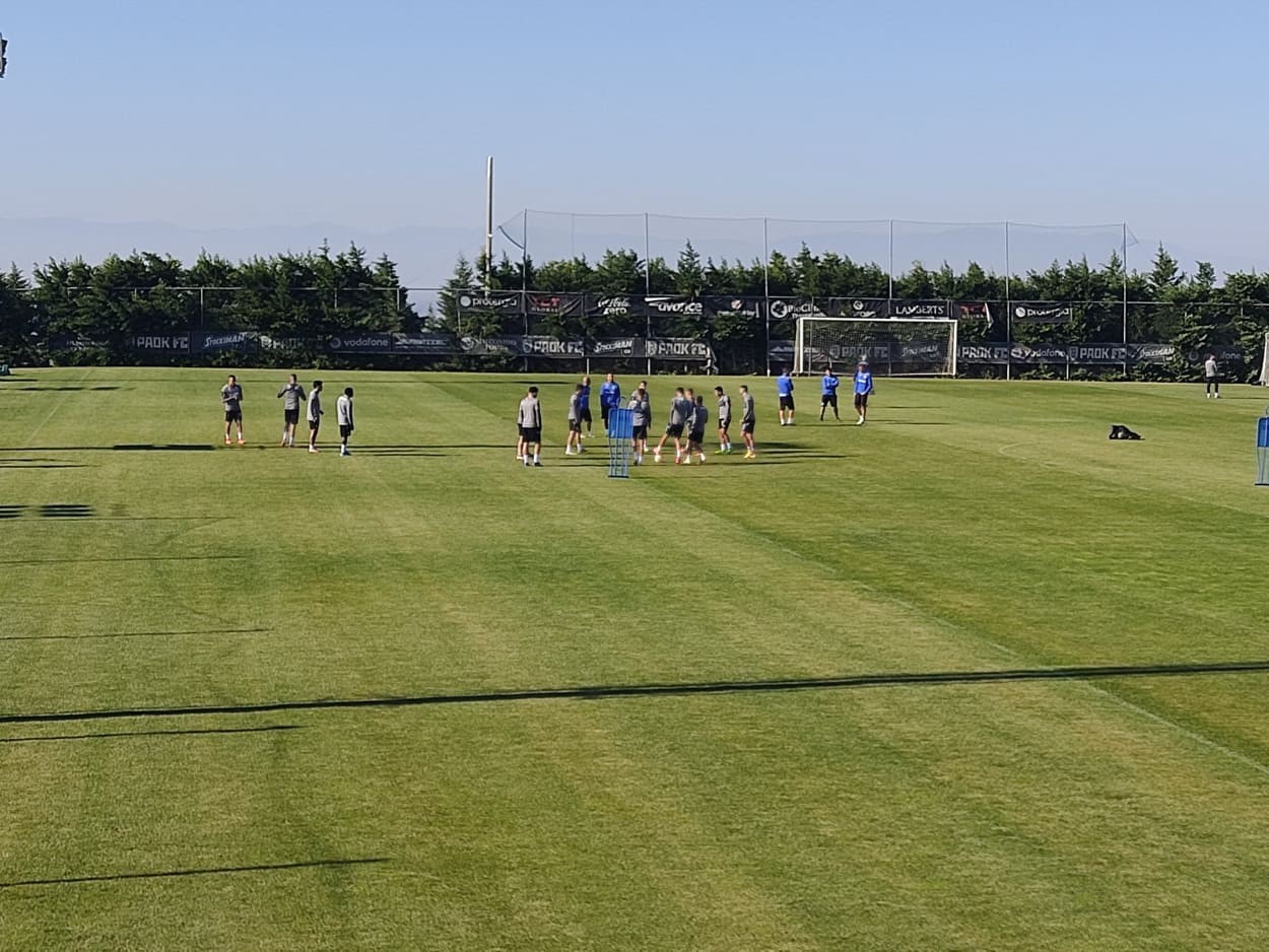 paok-uel.jpg