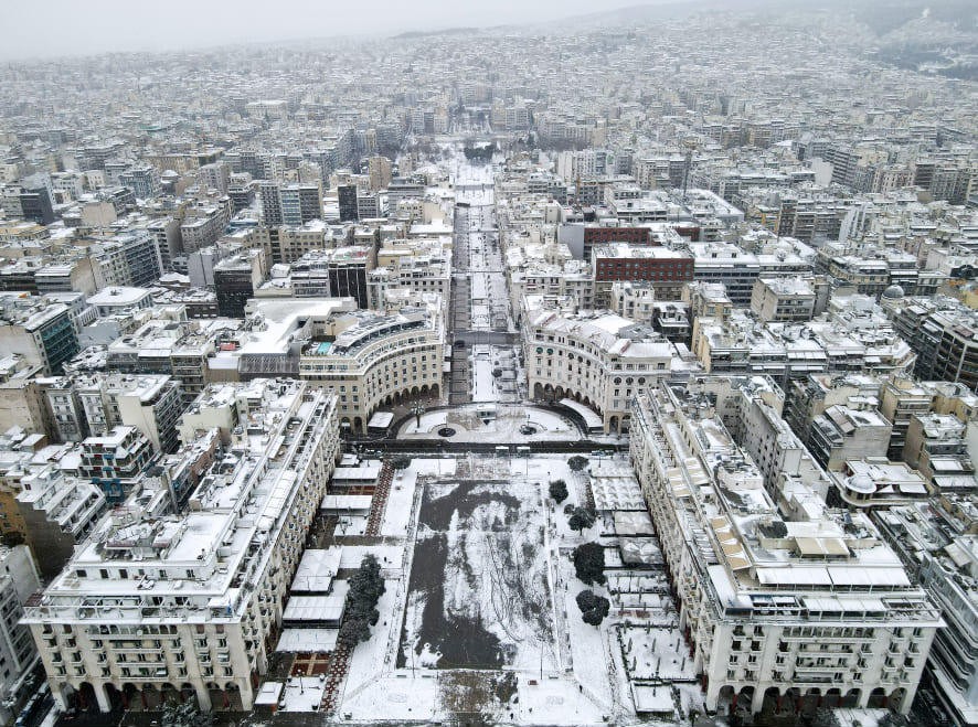 thessaloniki-xionia-plateia-aristotelous.jpg