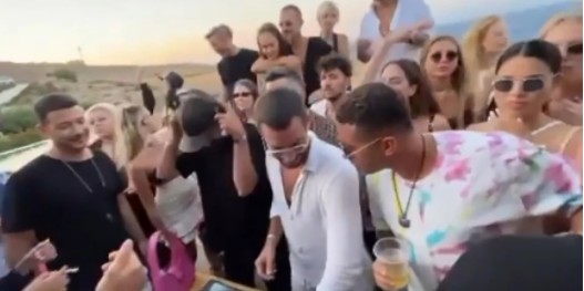 mykonos-1.jpg