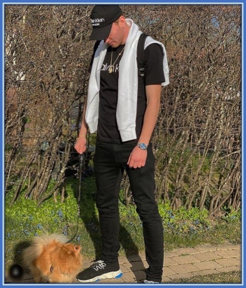 kulusevski-dog.jpg