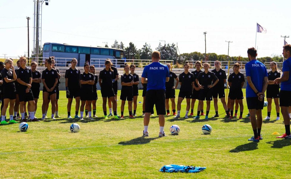 paok-women.jpg