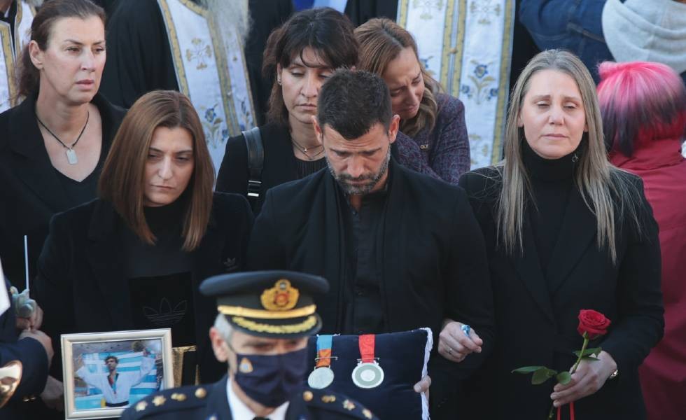 mouroutsos.jpg