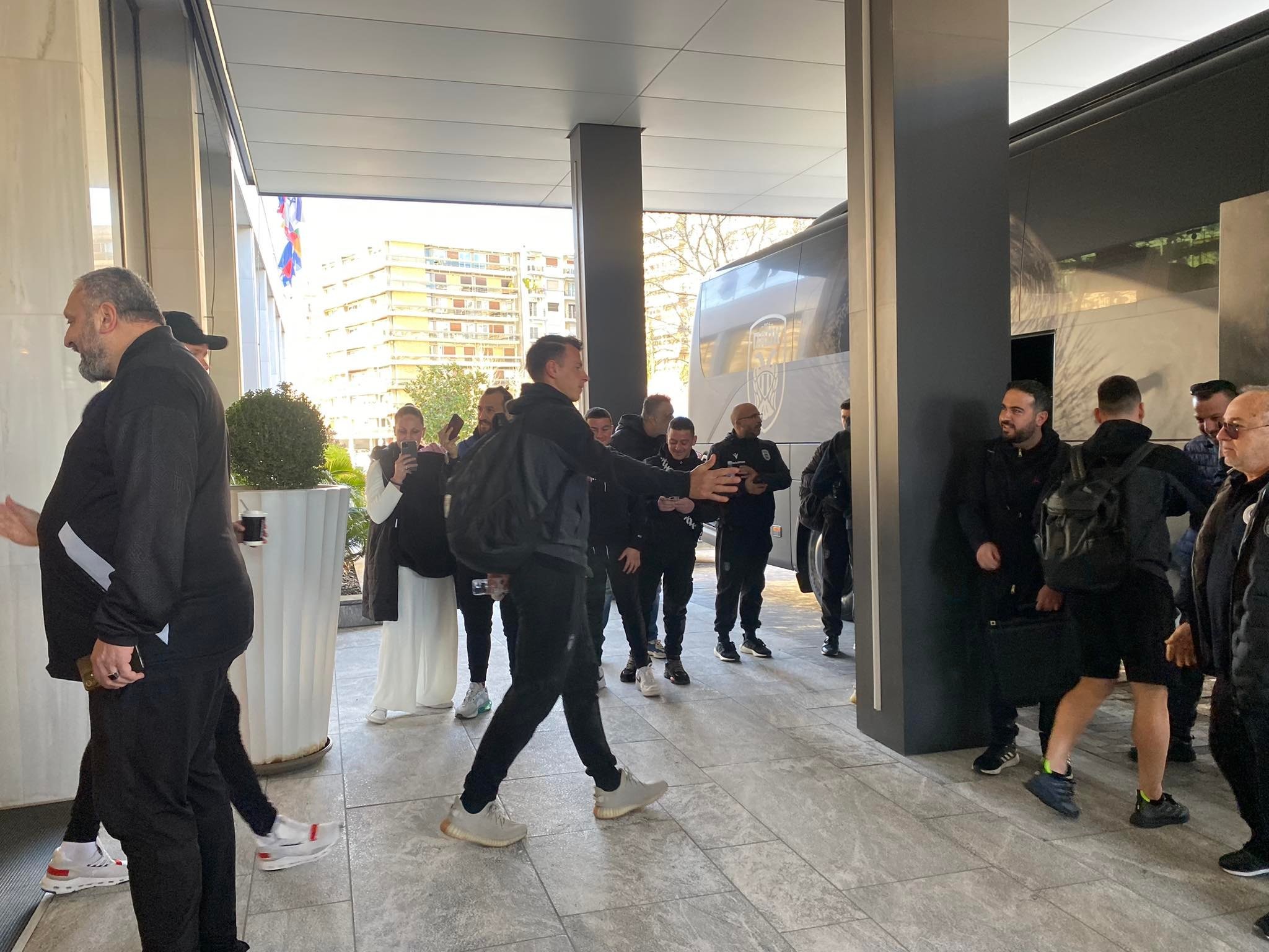 paok-anaxorisi-mats-me-aris.jpg