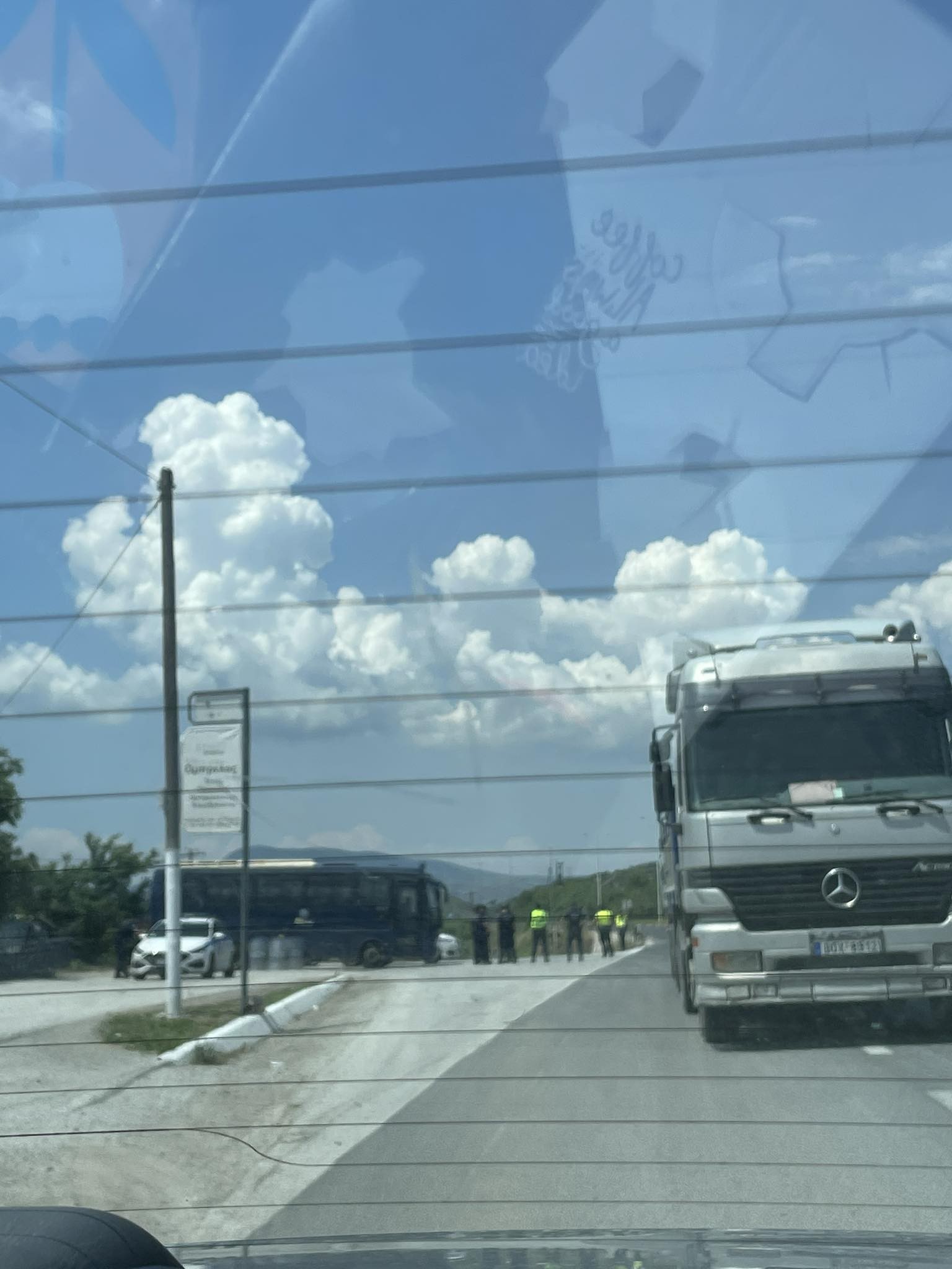 tounel-katapinei-autokinita-2-QAdLs.jpg