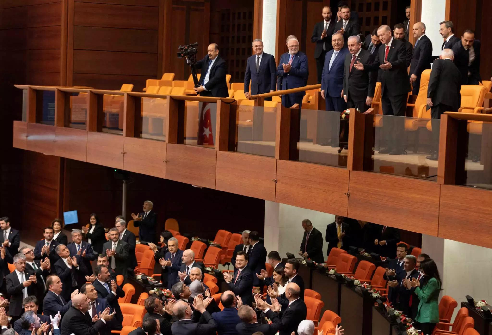 erdogan-r-0306-3-2048x1396.webp