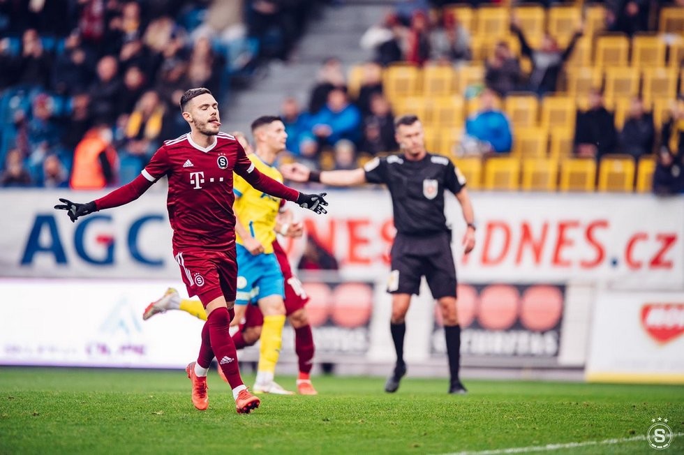 karlsson-sparta-4.jpeg