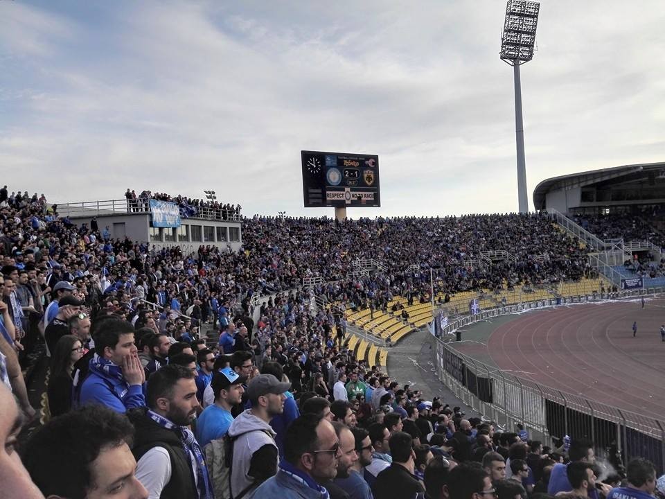 3-YFU76.jpg
