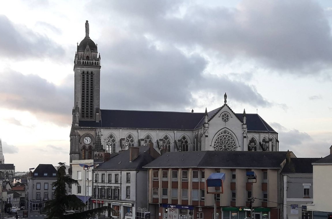 eglise-saint-pierre.jpg