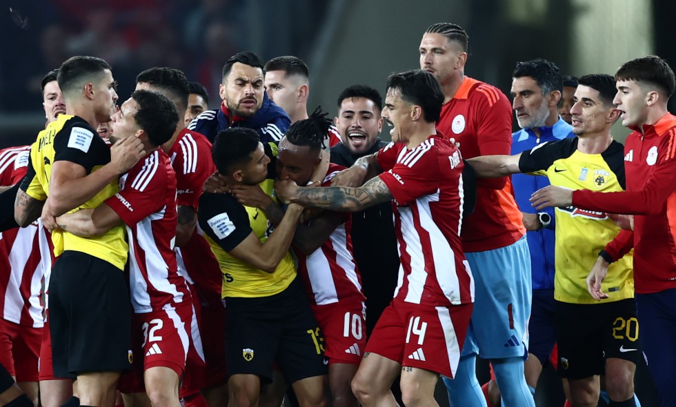 olympiacos-aek-qFrZd.jpg