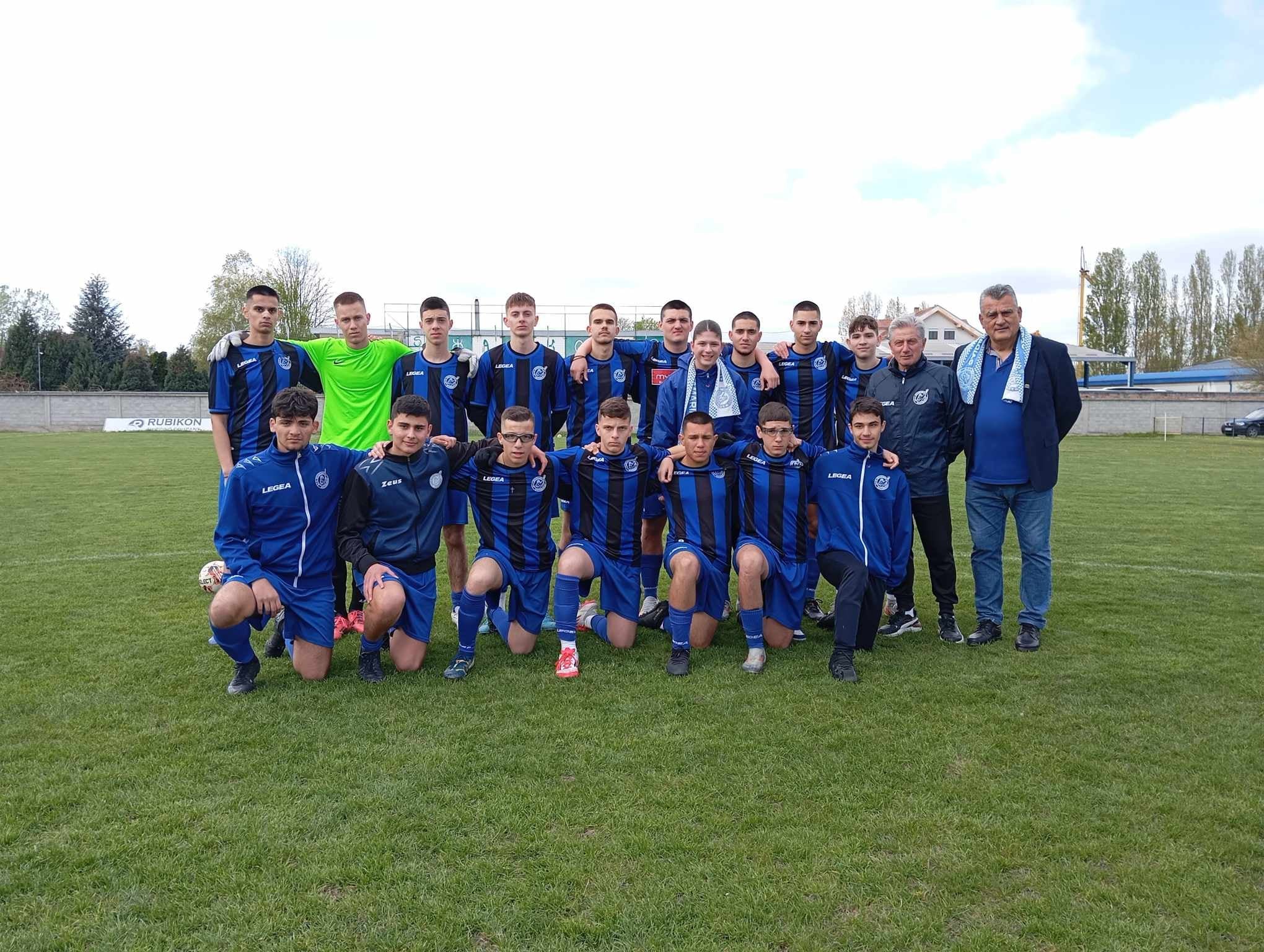 13-EVUj4.jpg