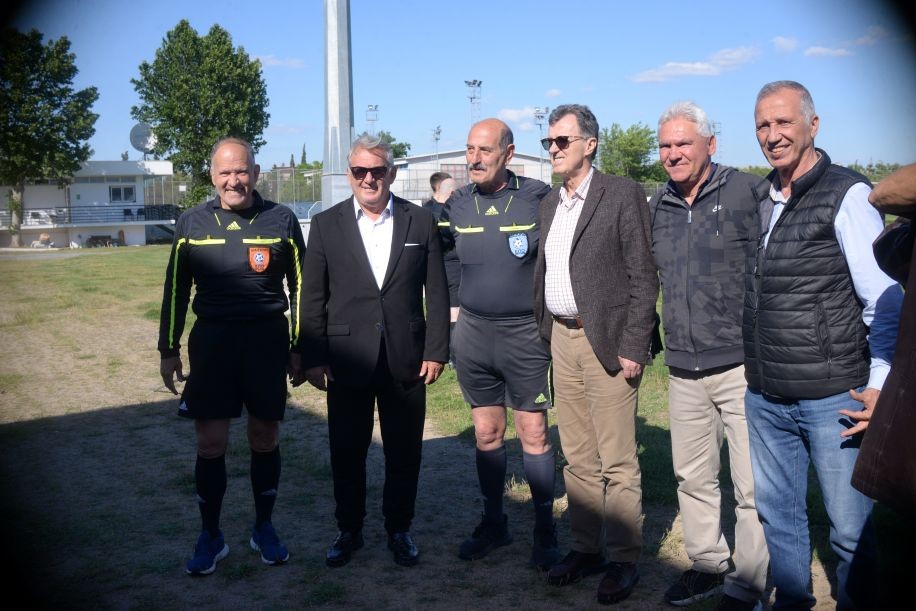 ntavelas-stauridis-naziris-benos-traianopiolos-orfanos.JPG